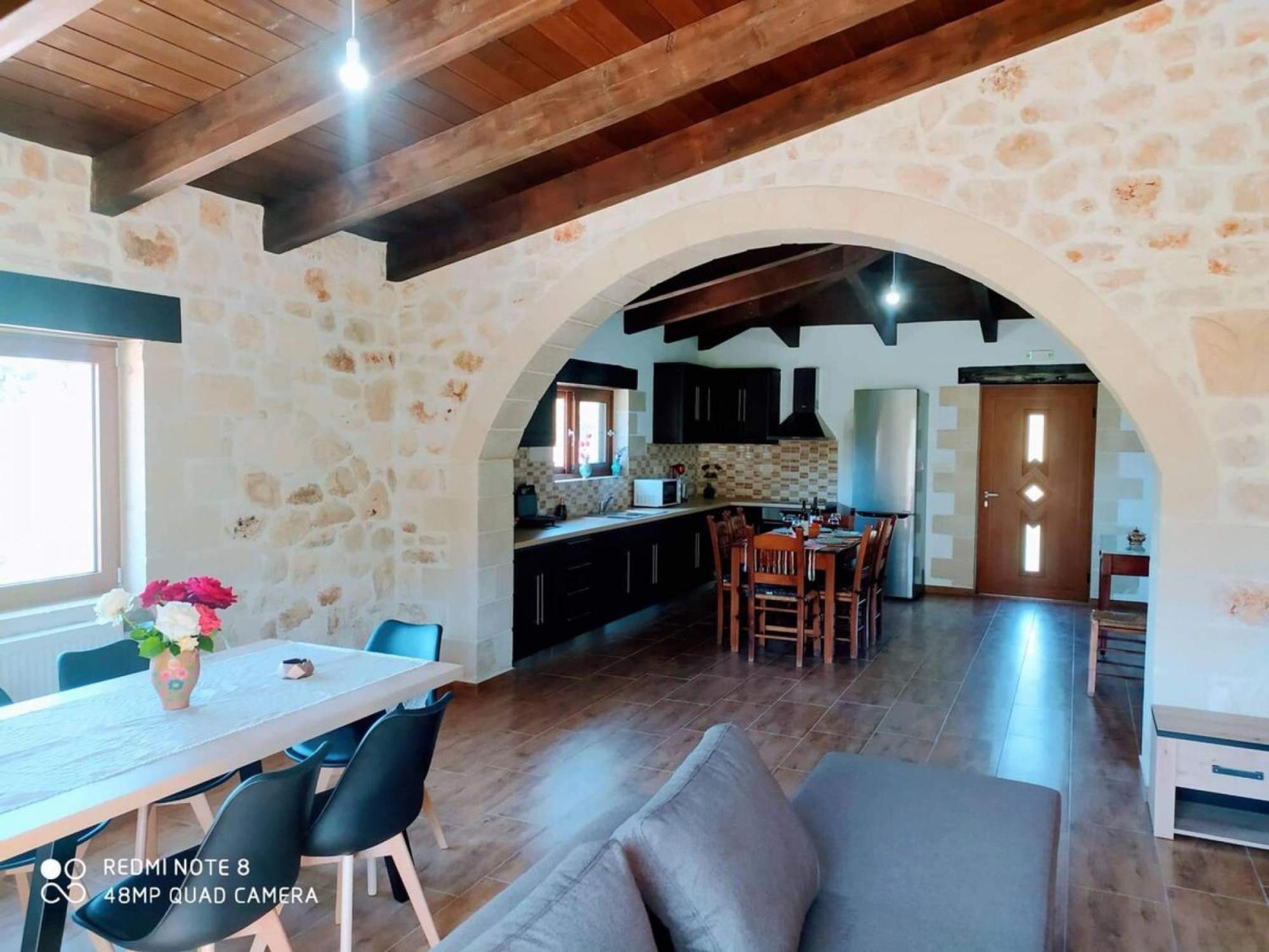 Traditional Villa in Pemonia Esterno foto
